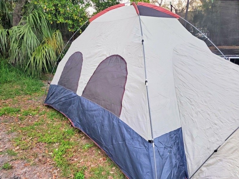 Large White/Red/Blue/Grey Sears Hillary Tent gallery