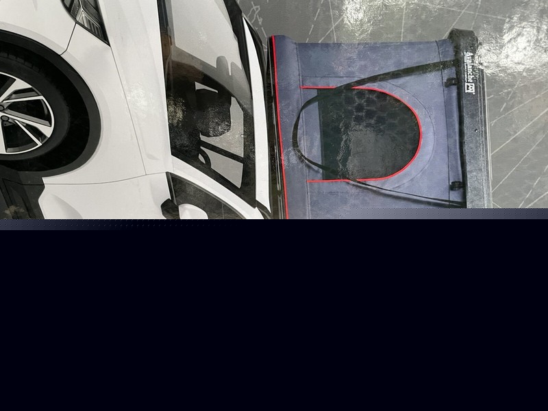 New Avalanche Hardshell Car Truck Rooftop Tent Outdoor Waterproof Alum Ladder gallery