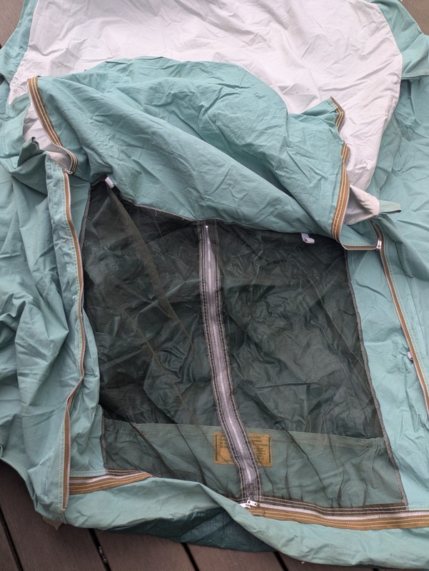 Springbar AAA Tent 728 2 Compact Trail LYT Appears incomplete For Parts