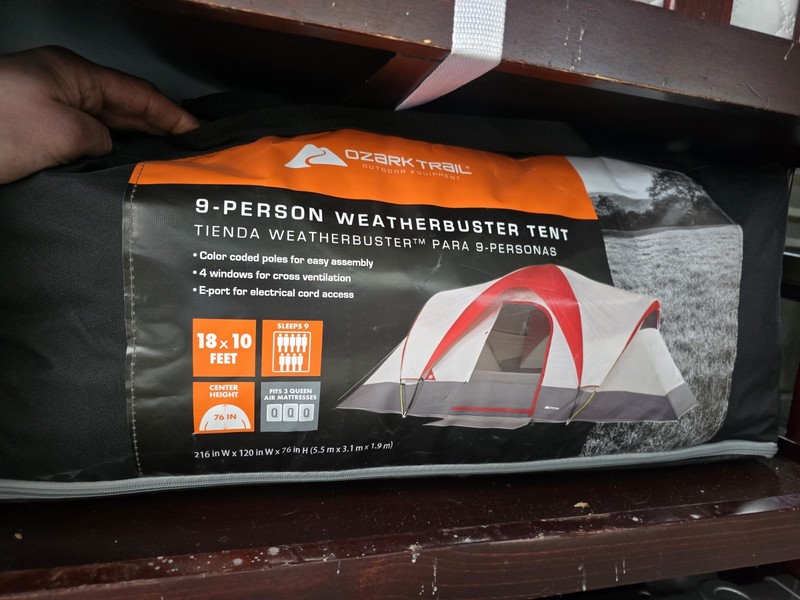 OZARK TRAIL 9 Person Dome Tent WEATHERBUSTER Camping 18’X10’ w/Mud Mat 165FT NEW