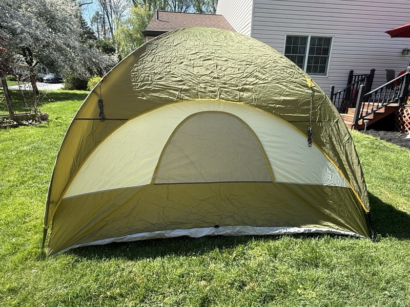 Wenzell 6 Person 2 Room Tent gallery