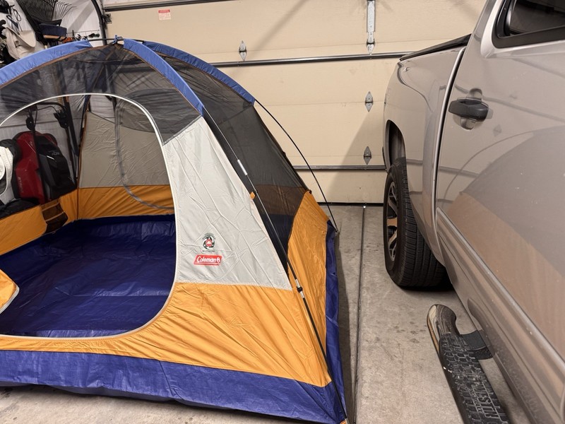 Coleman 4 Person Tioga Backpacker Camping Tent. Never Used gallery