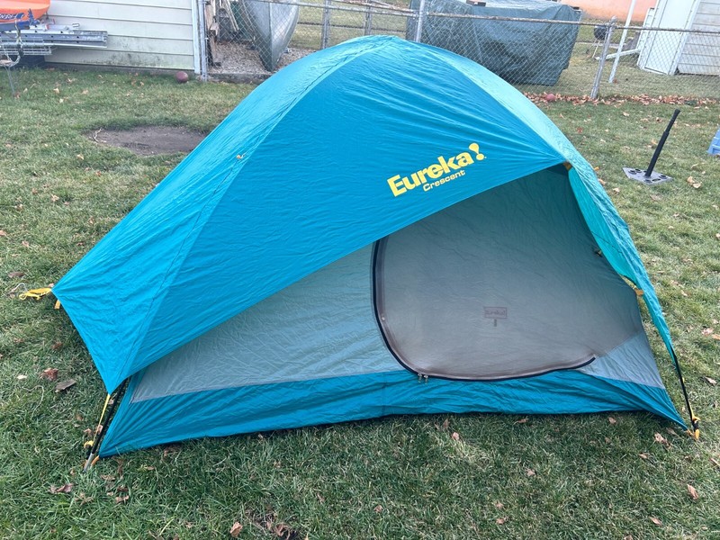 Rare Eureka Crescent 3 Tent complete w/ground cover Turquoise Grey Gold